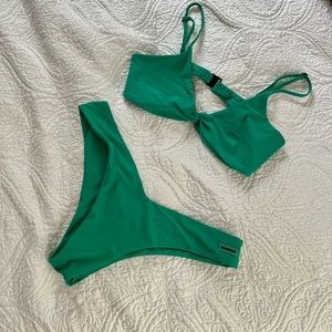 Blackbough women’s L green bikini